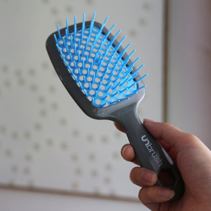 UNBRUSH DETANGLING HAIR BRUSH - SKY
