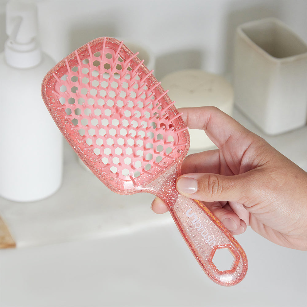 Unbrush peach glitter lifestyle